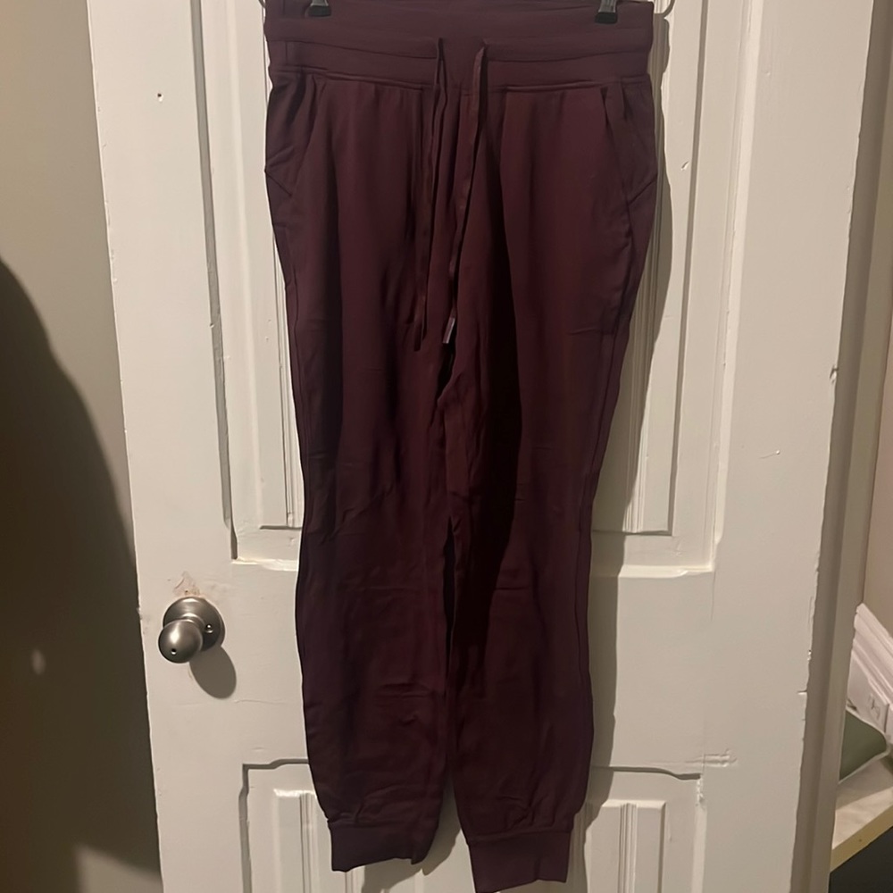Lululemon sweatpants burgundy